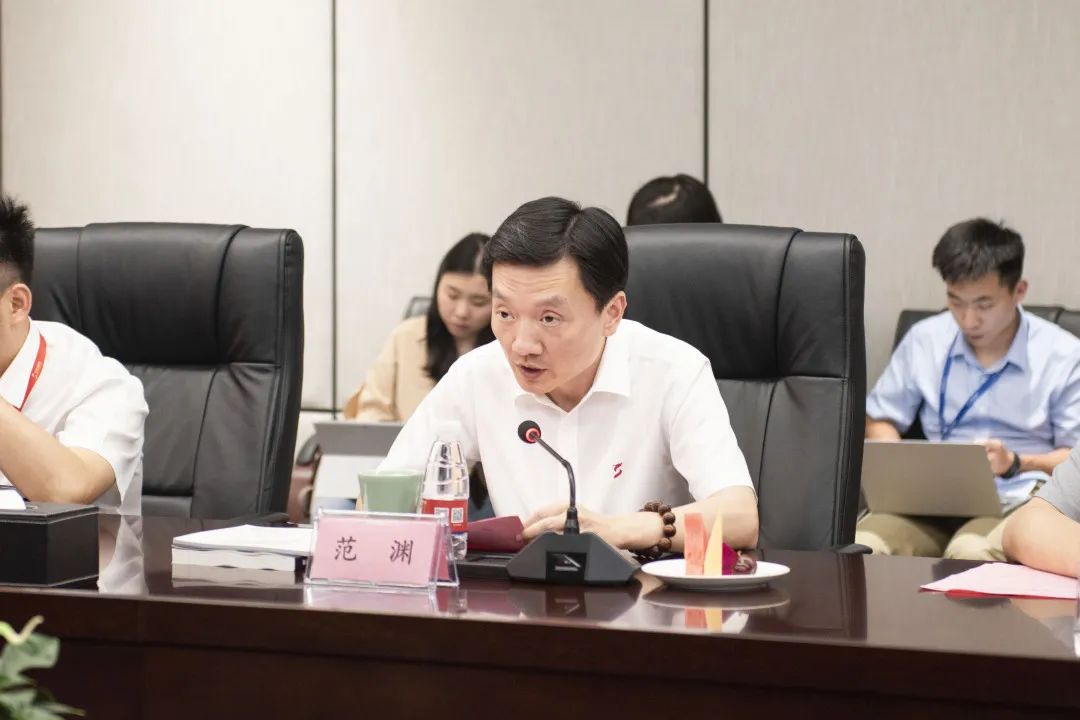 杭報(bào)集團(tuán)與安恒信息戰(zhàn)略合作簽署儀式